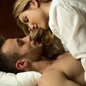 FRATURA PENIANA: Mulher quebra pênis de um homem no motel