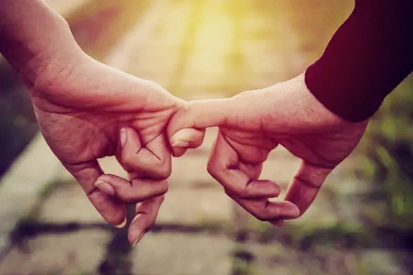 Autoestima e Sexualidade: Como o Amor-Próprio Impacta o Prazer